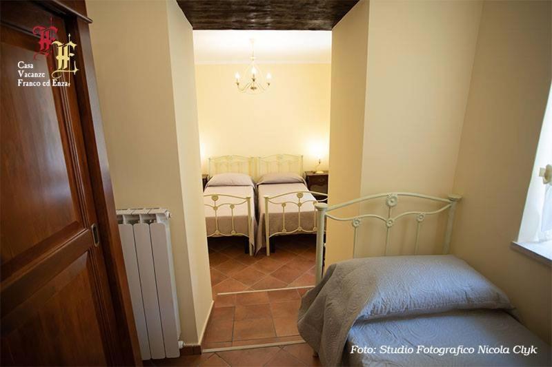 Casa Vacanze - Franco Ed Enza Bed and Breakfast San Gregorio Magno Εξωτερικό φωτογραφία